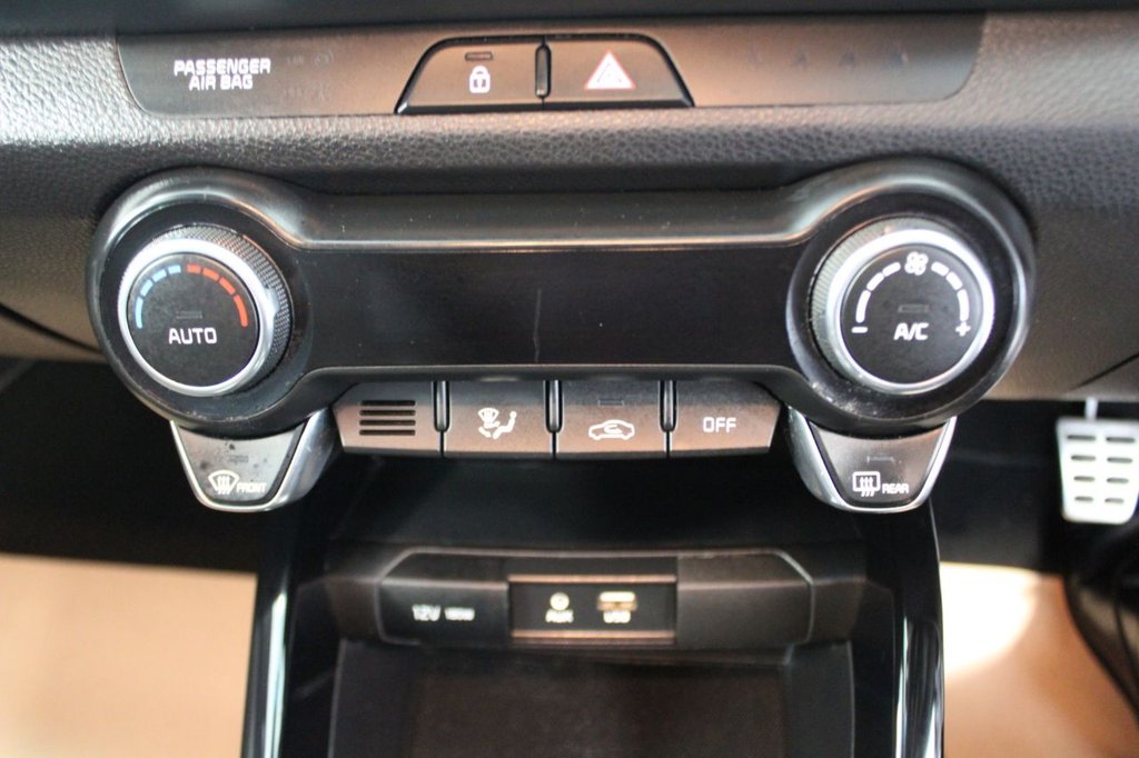 Used Kia Stonic 2018 for sale - 76883265: Photo 49