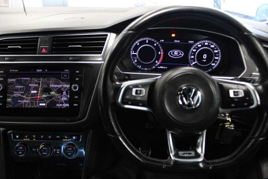 Used Volkswagen Tiguan 2017 for sale - 76883244: Photo 34