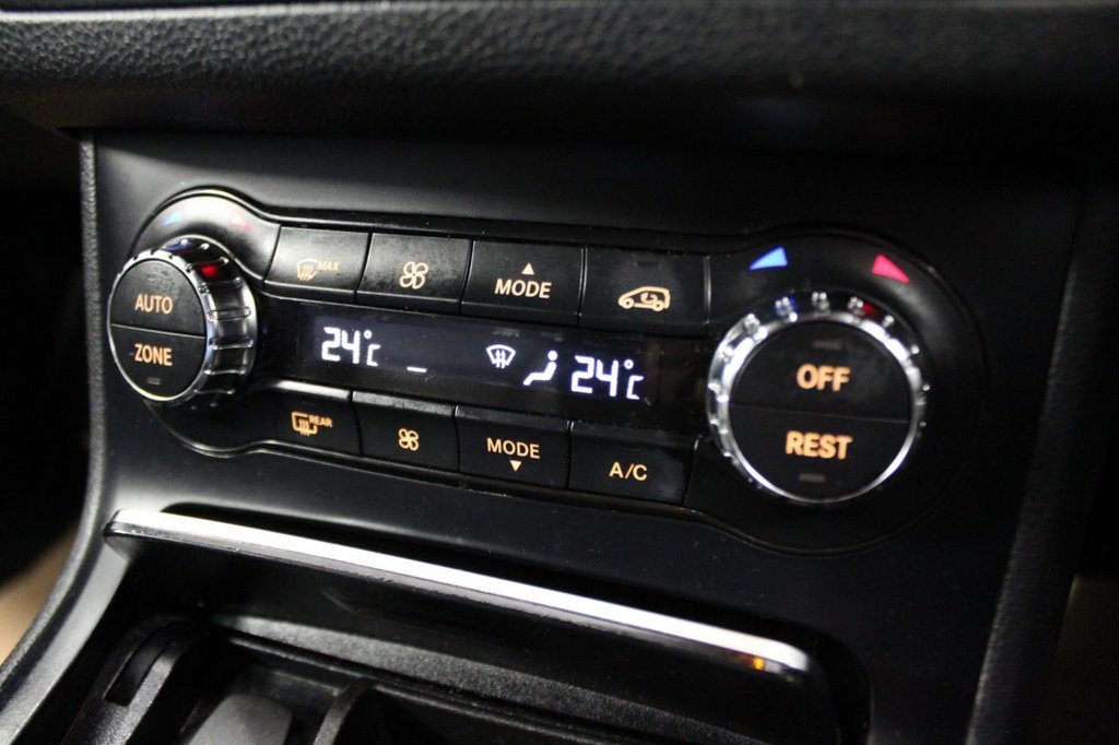 Used Mercedes-Benz B Class 2018 for sale - 77667316: Photo 41