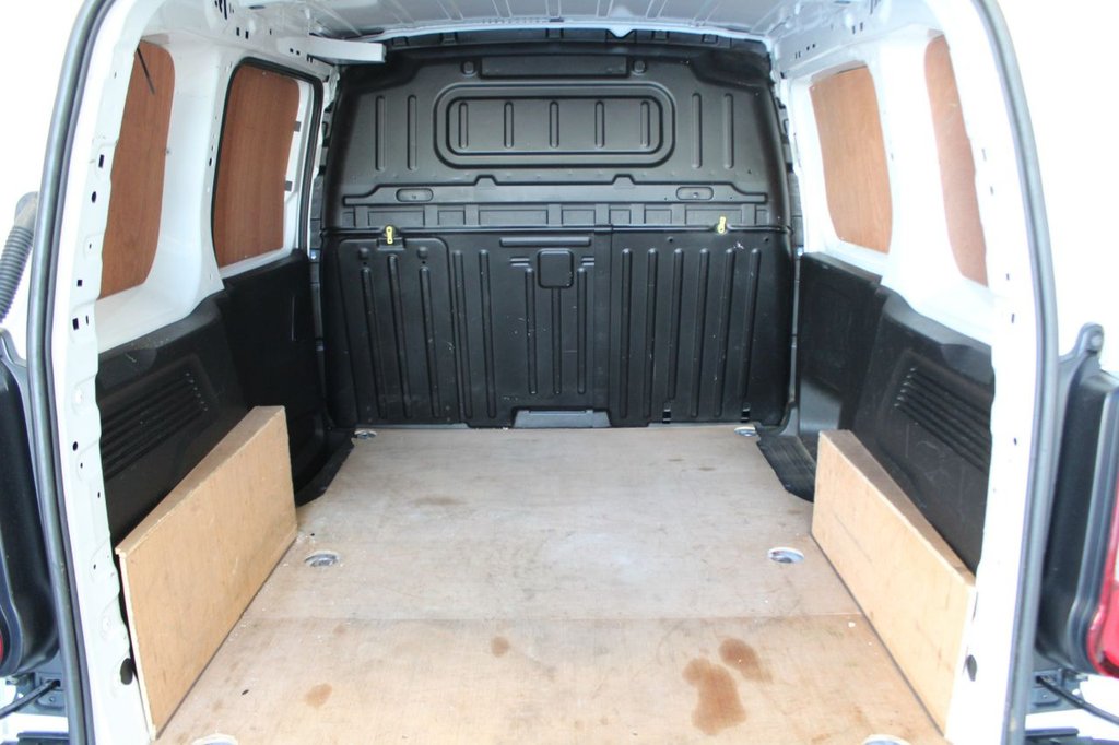 Used Citroen Berlingo 2022 for sale - 77121601: Photo 21