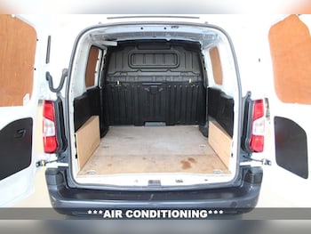 Used Citroen Berlingo 2022 for sale - 77121601: Photo