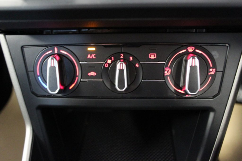 Used Volkswagen Polo 2018 for sale - 77121627: Photo 36