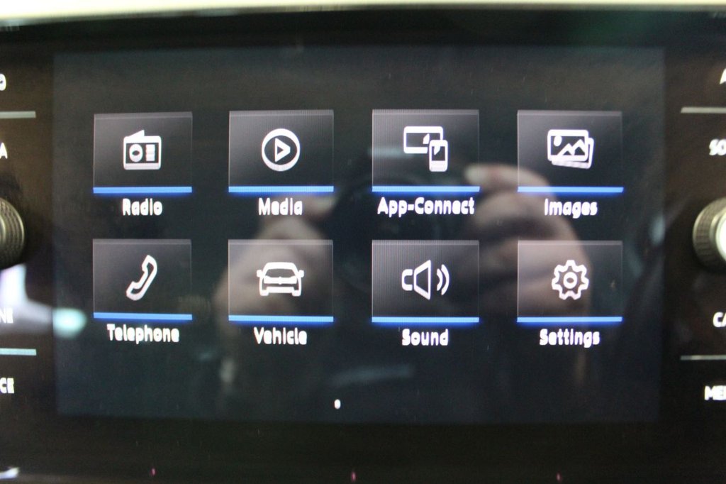 Used Volkswagen Polo 2018 for sale - 77121627: Photo 41