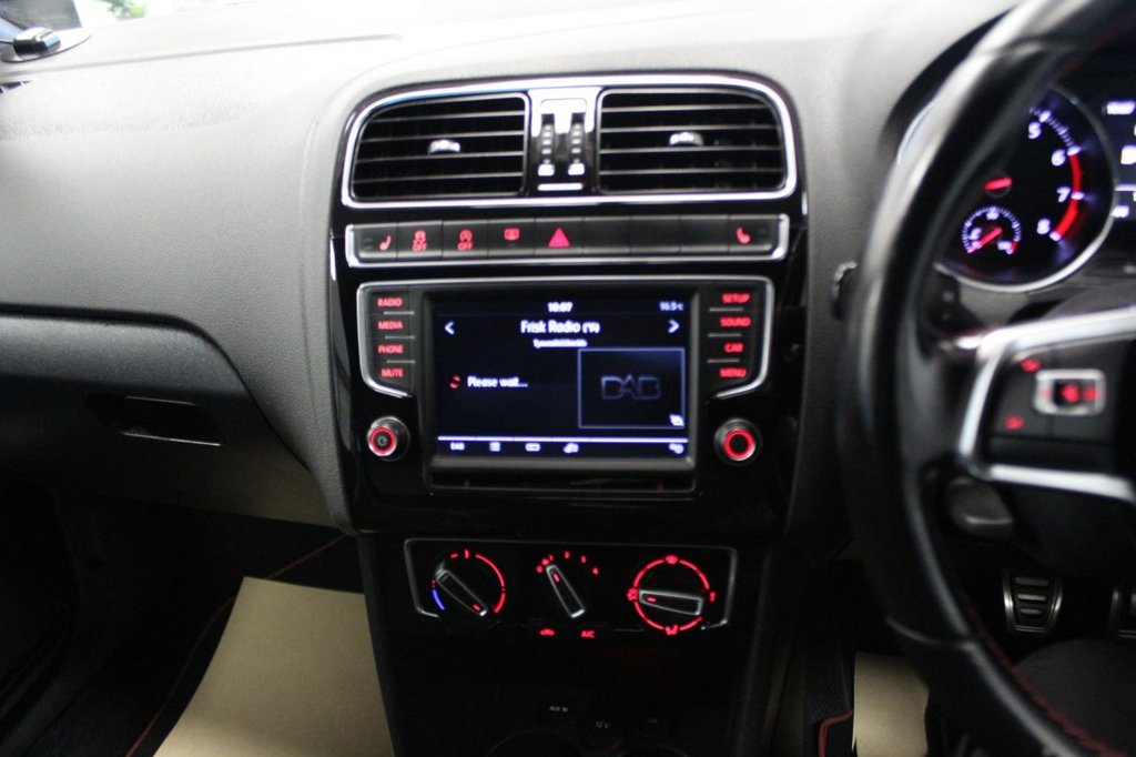 Used Volkswagen Polo 2016 for sale - 76923278: Photo 31