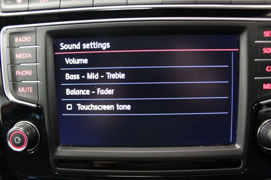 Used Volkswagen Polo 2016 for sale - 76923278: Photo 37