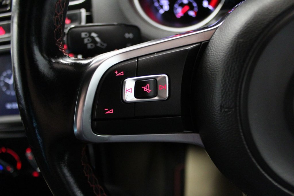 Used Volkswagen Polo 2016 for sale - 76923278: Photo 44