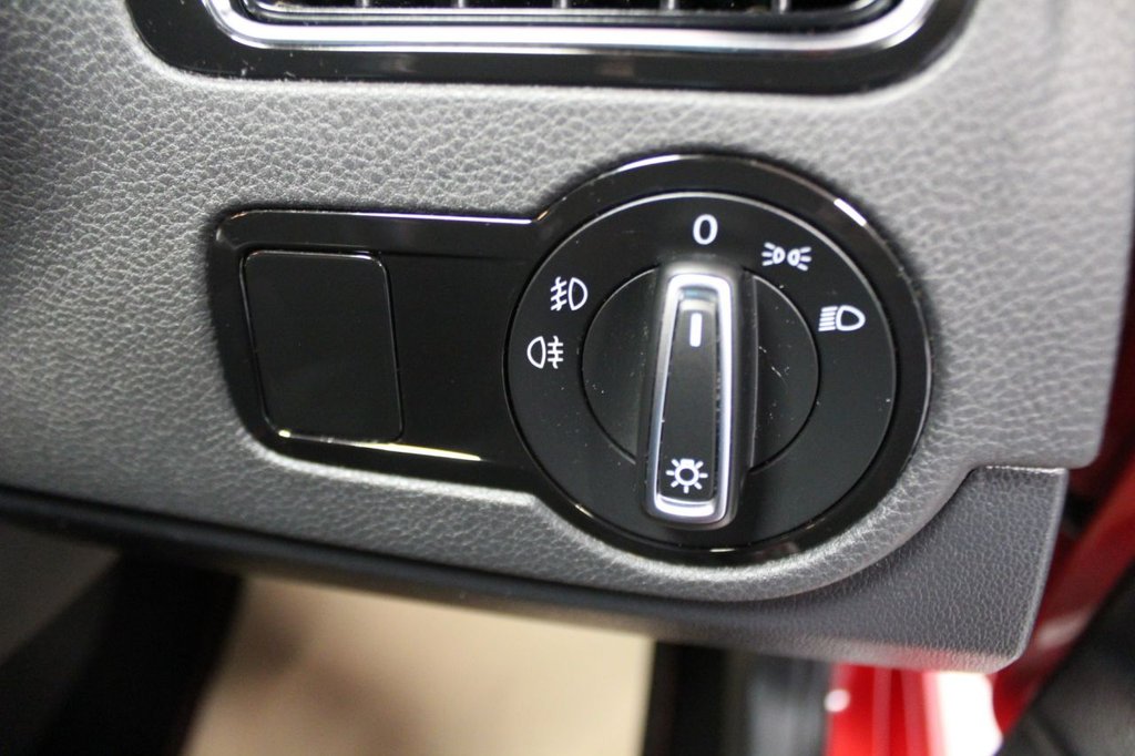 Used Volkswagen Polo 2016 for sale - 76923278: Photo 50