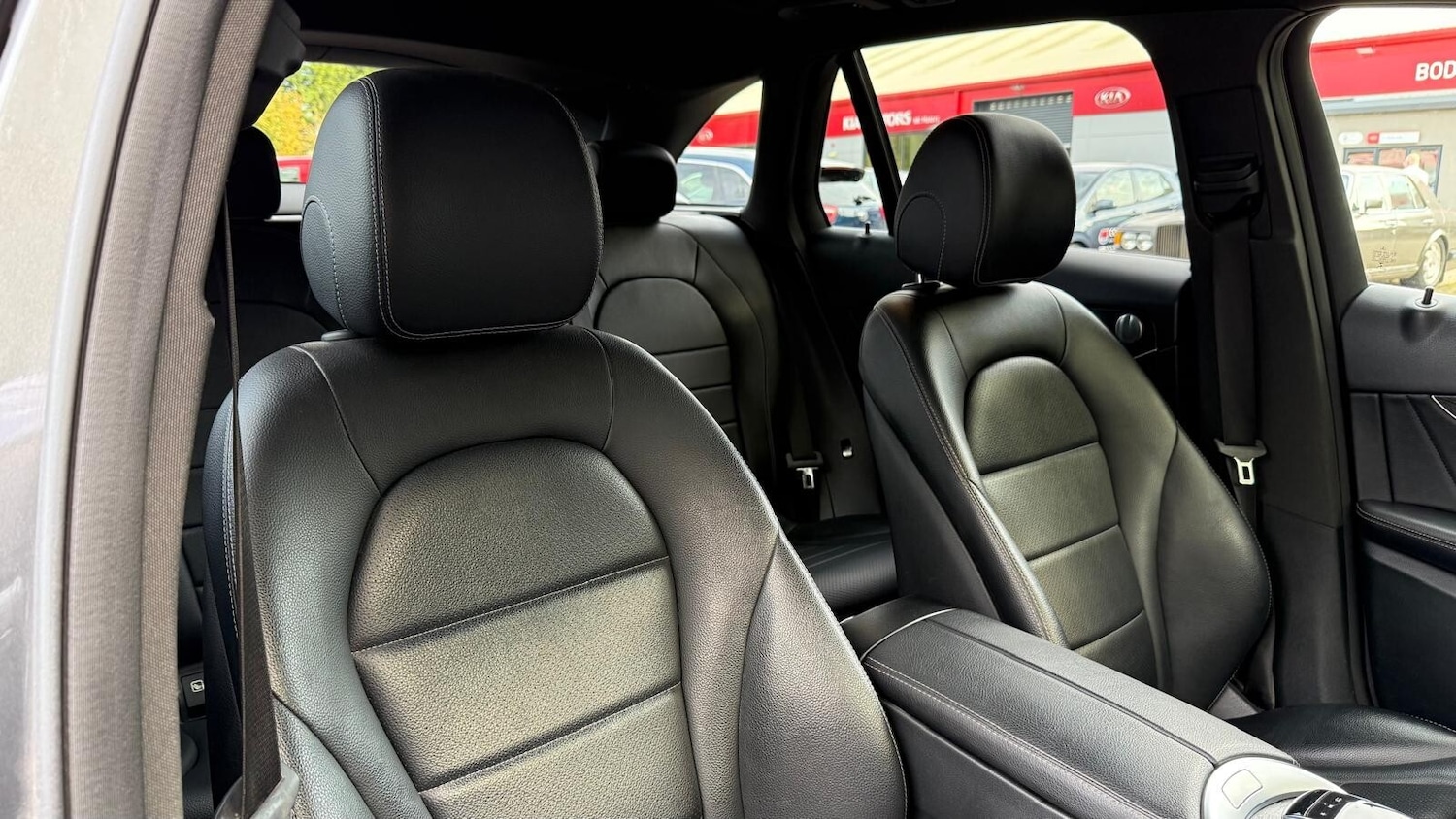 Used Mercedes-Benz GLC 2016 for sale - 76622993: Photo 24