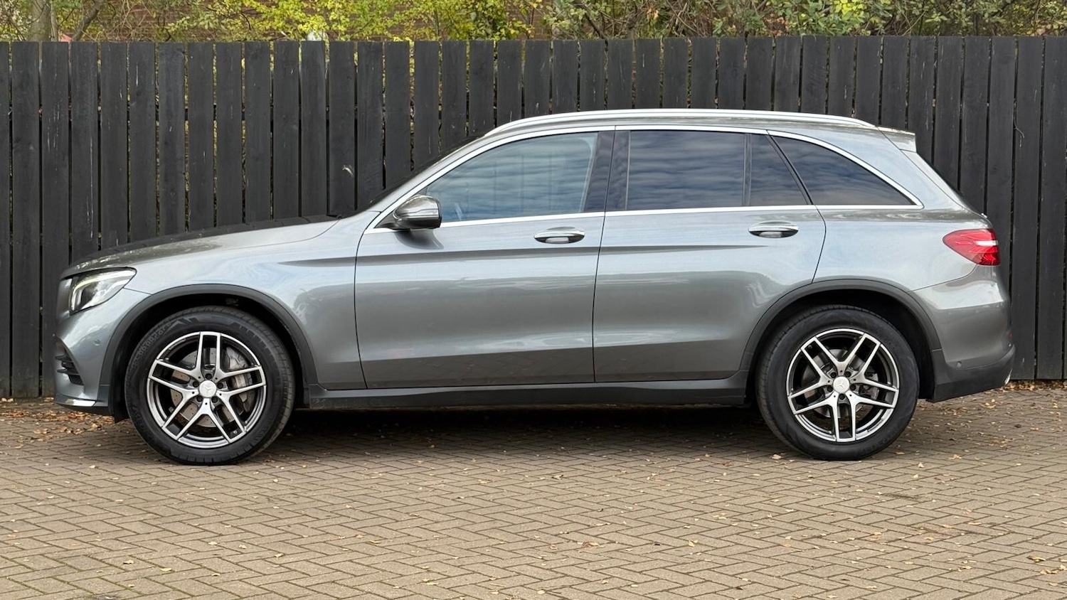 Used Mercedes-Benz GLC 2016 for sale - 76622993: Photo 5