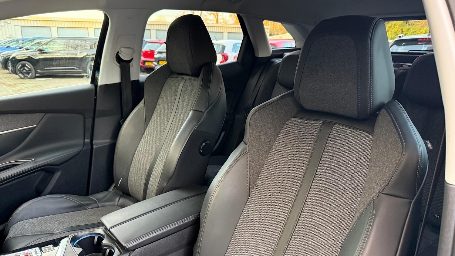 Used Peugeot 3008 2020 for sale - 76661088: Photo 26