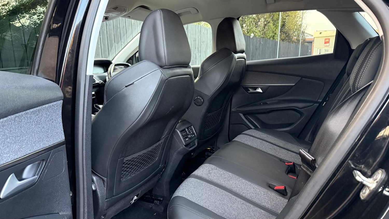 Used Peugeot 3008 2020 for sale - 76661088: Photo 29