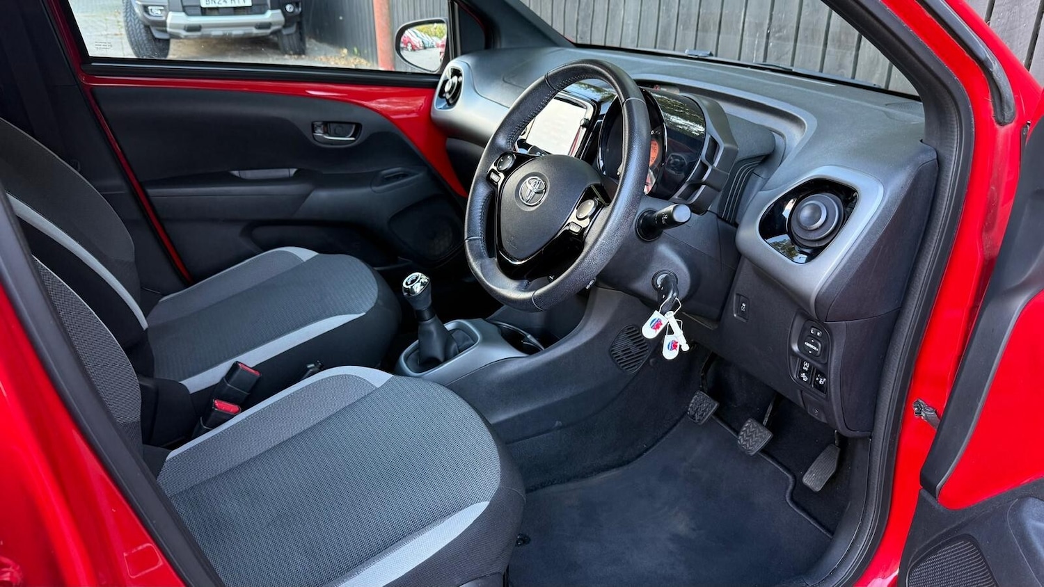 Used Toyota AYGO 2021 for sale - 76622973: Photo 23