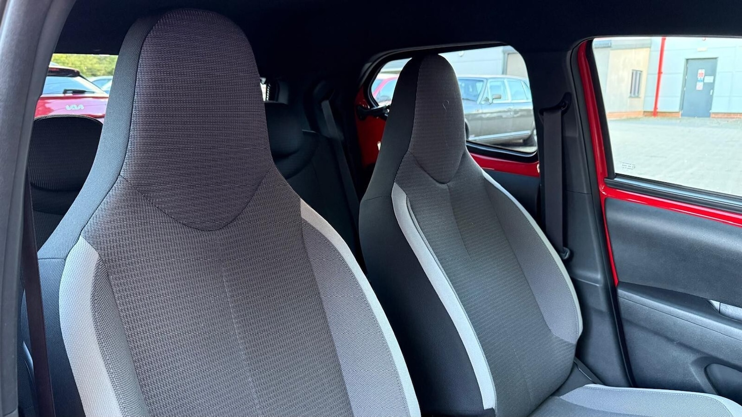 Used Toyota AYGO 2021 for sale - 76622973: Photo 24