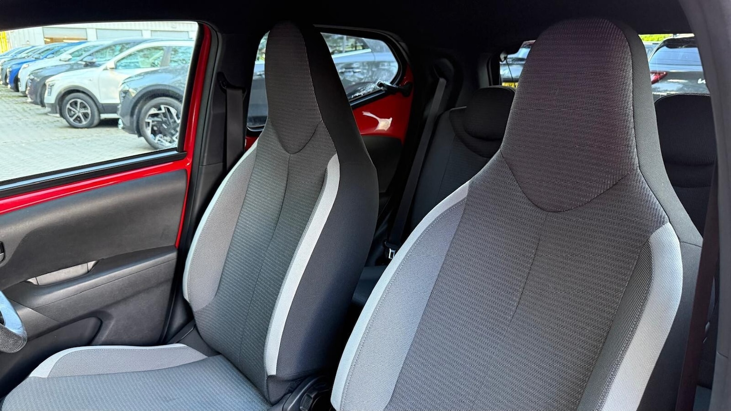 Used Toyota AYGO 2021 for sale - 76622973: Photo 26