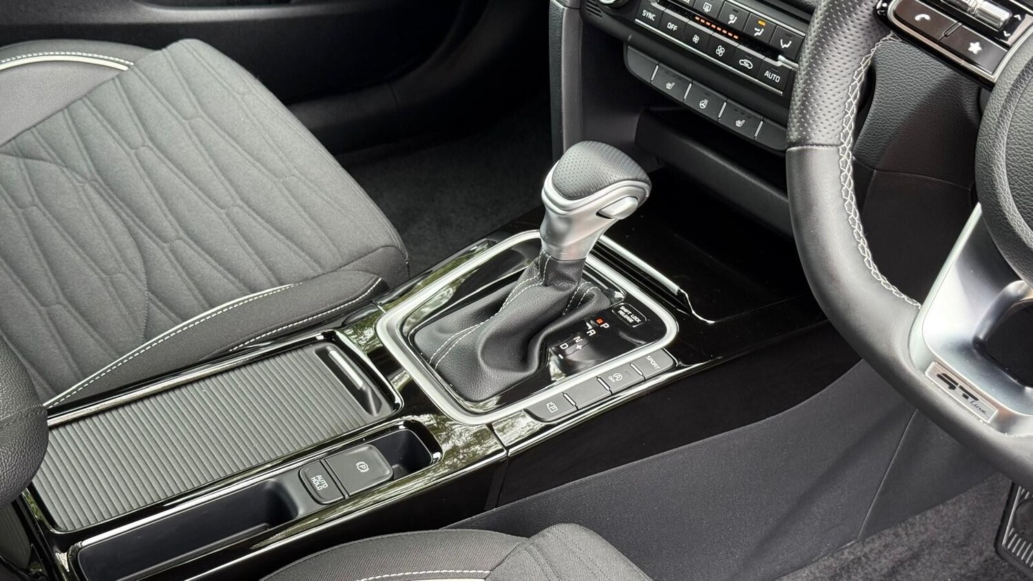 Used Kia XCeed 2025 for sale - 76622941: Photo 27