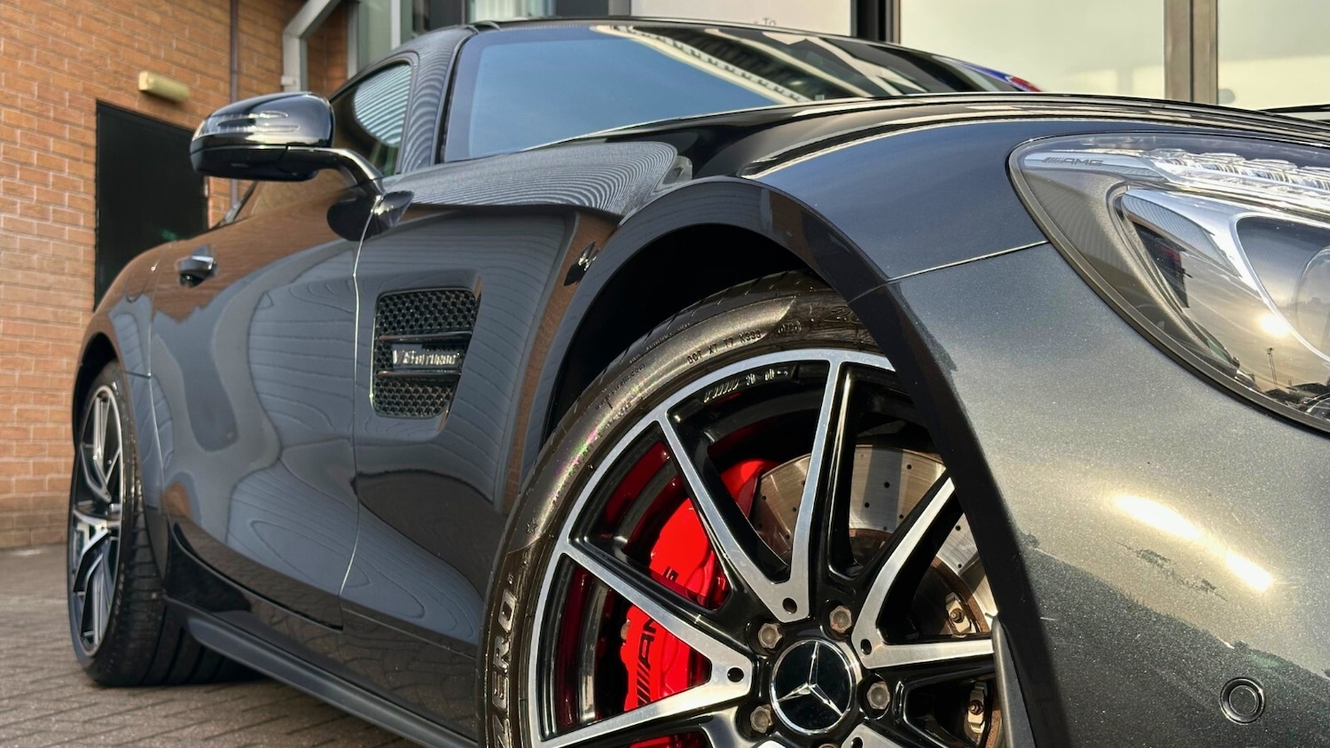 Used Mercedes-Benz AMG GT 2015 for sale - 76622964: Photo 10