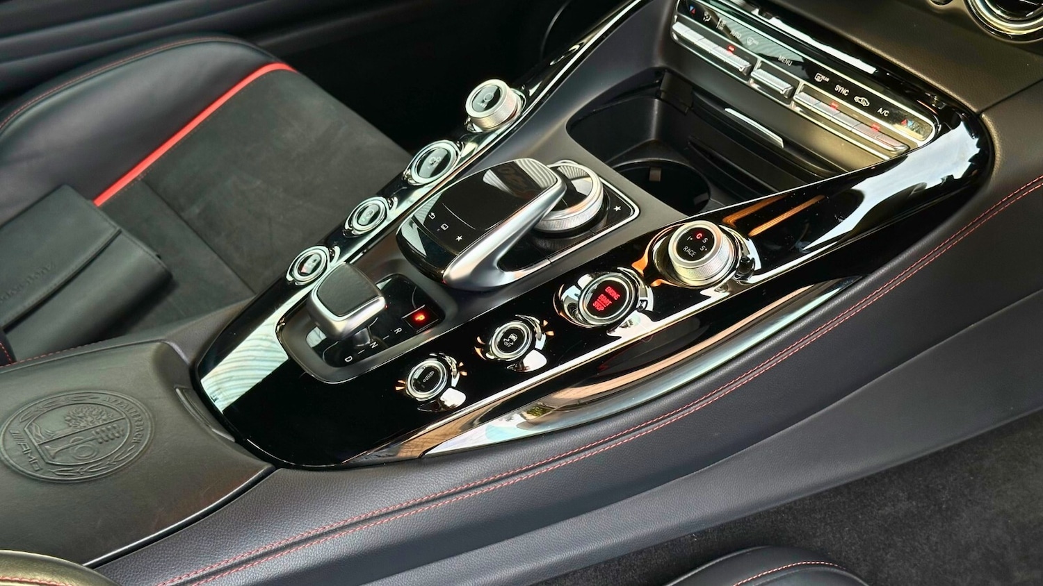 Used Mercedes-Benz AMG GT 2015 for sale - 76622964: Photo 32