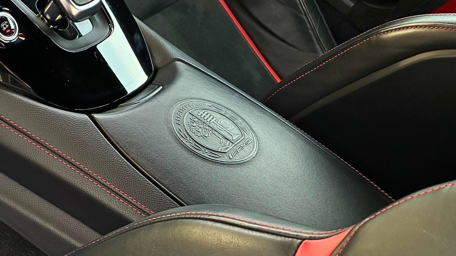 Used Mercedes-Benz AMG GT 2015 for sale - 76622964: Photo 41