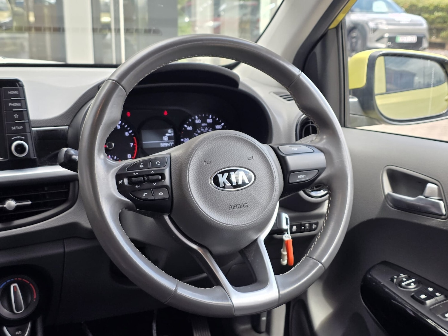 Used Kia Picanto 2020 for sale - 76622940: Photo 15