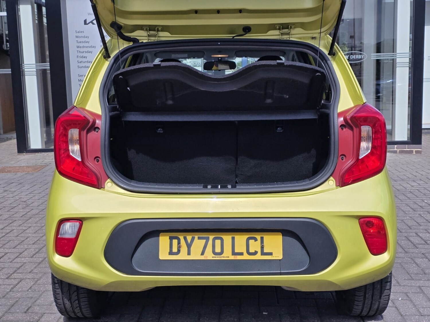 Used Kia Picanto 2020 for sale - 76622940: Photo 8