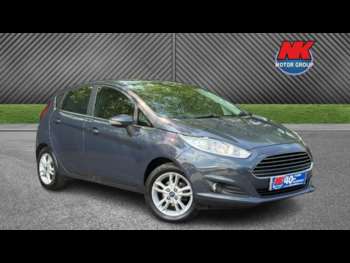 2015 - 1.25 82 Zetec 5dr