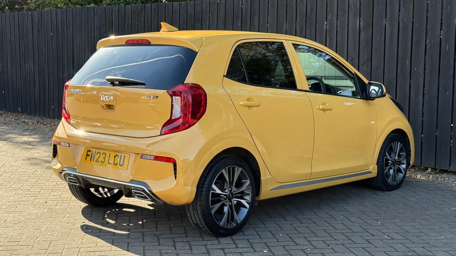 Used Kia Picanto 2023 for sale - 76622969: Photo 11