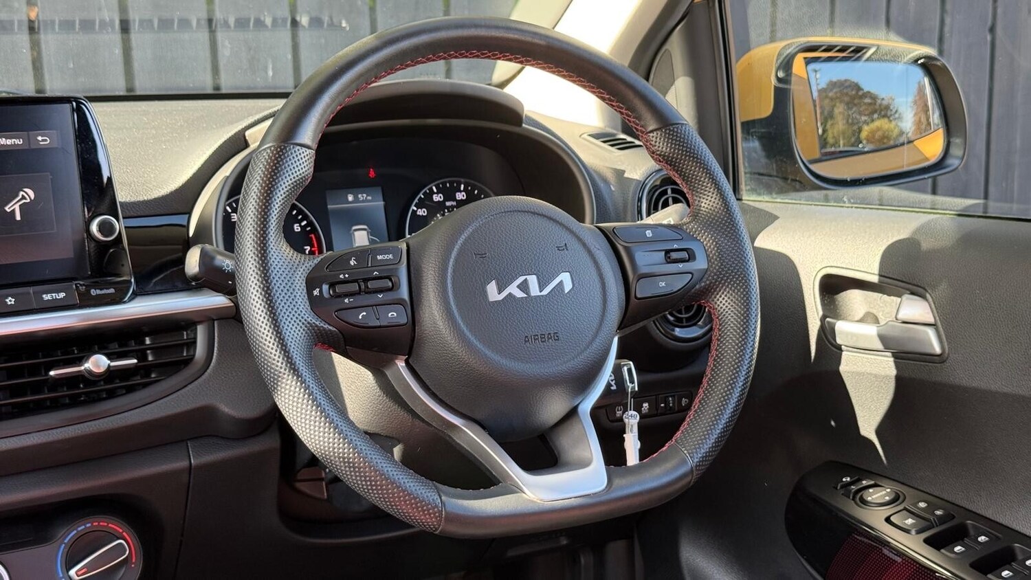 Used Kia Picanto 2023 for sale - 76622969: Photo 17