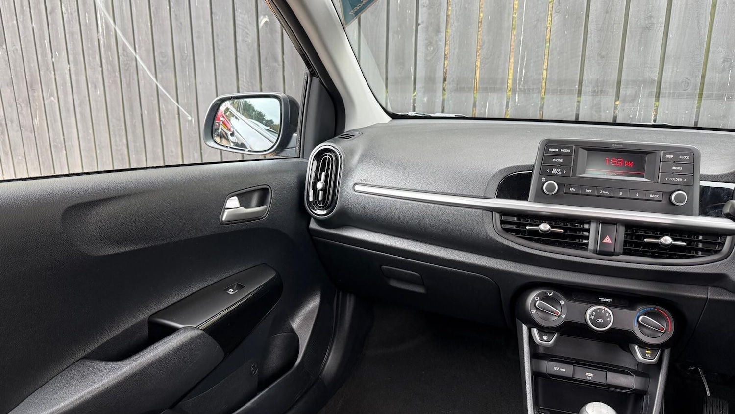 Used Kia Picanto 2023 for sale - 76623002: Photo 19