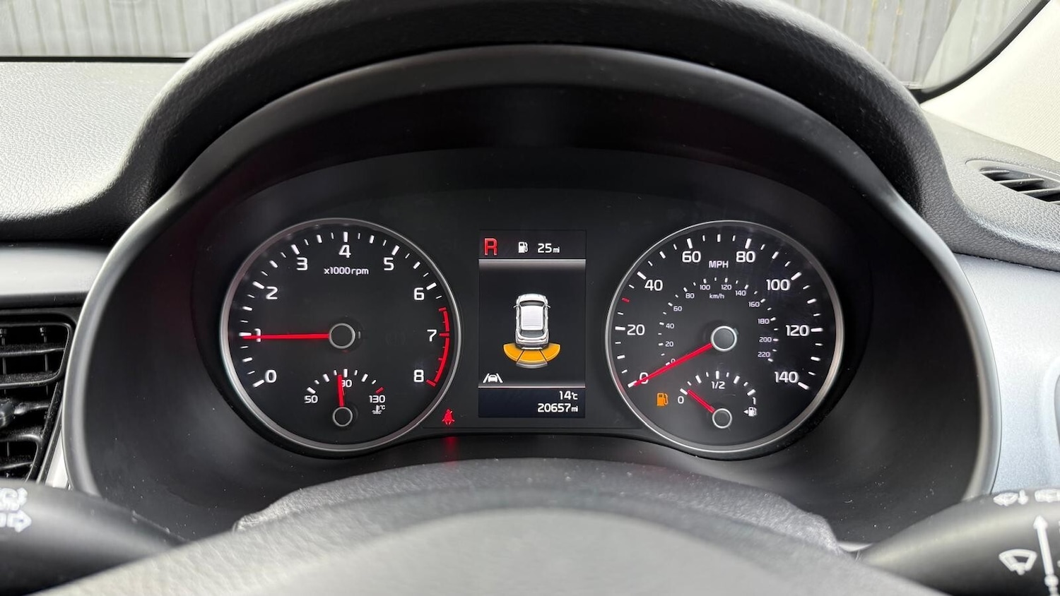 Used Kia Stonic 2021 for sale - 76622933: Photo 18