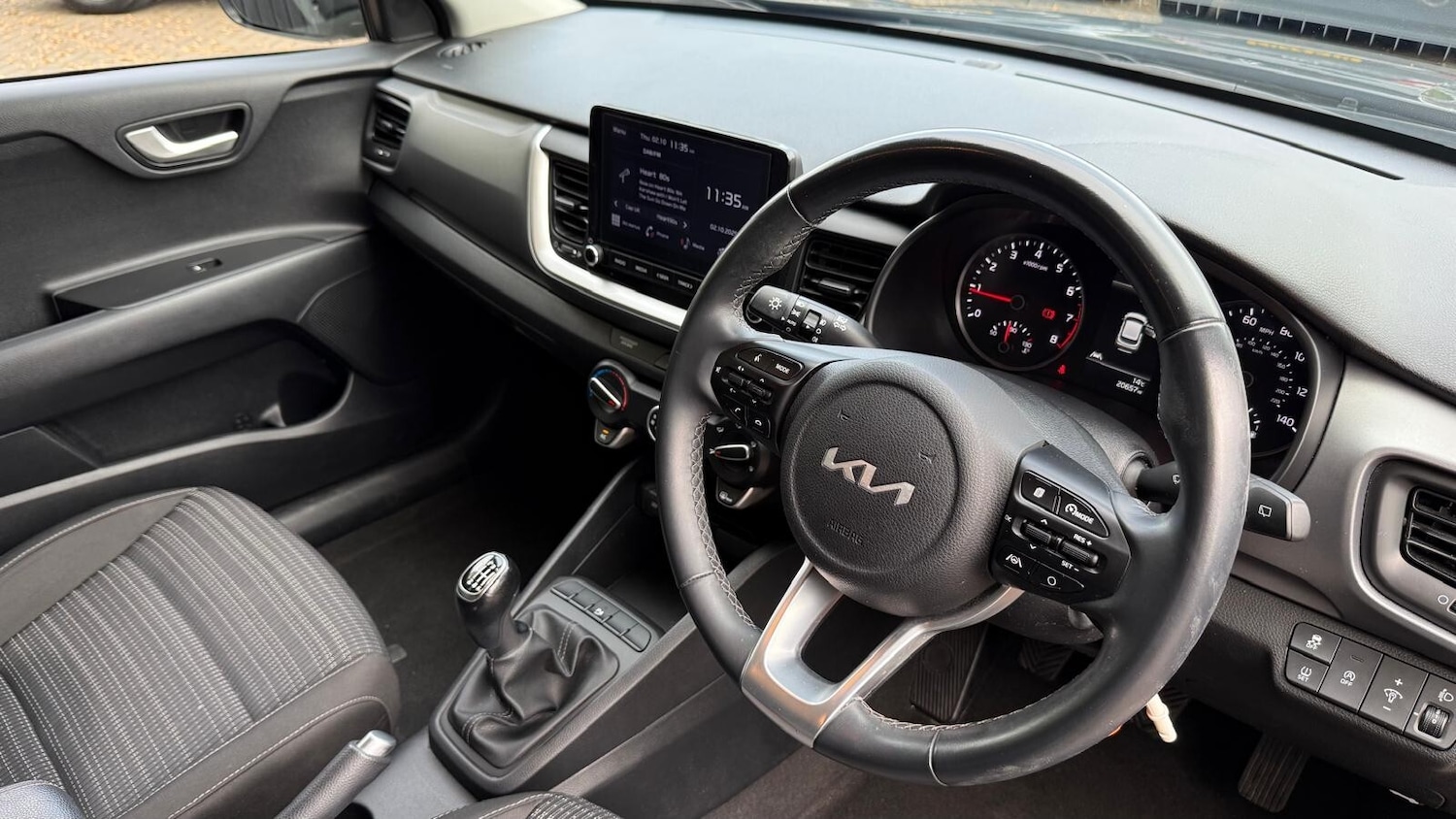 Used Kia Stonic 2021 for sale - 76622933: Photo 21