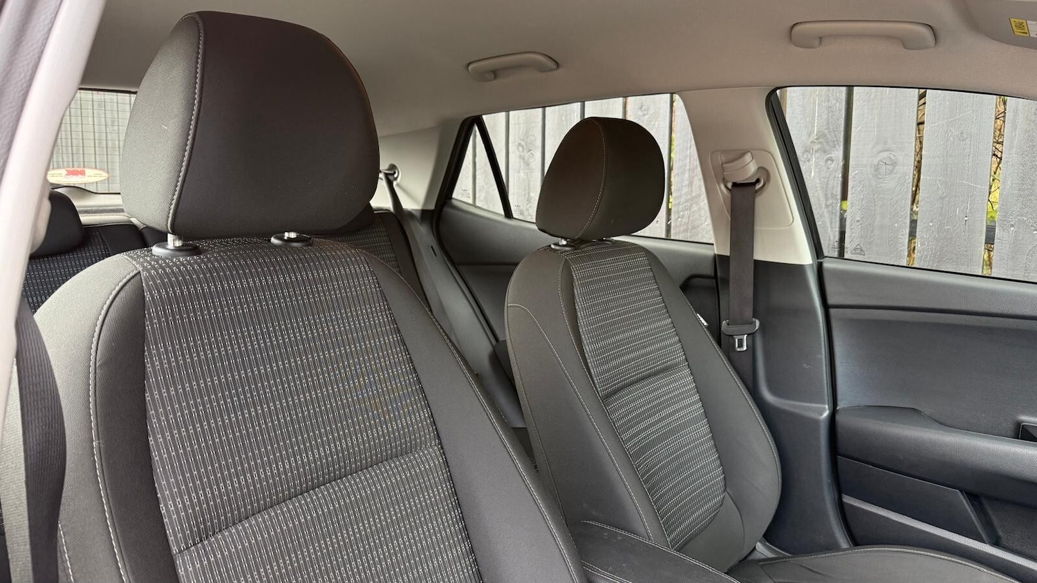 Used Kia Stonic 2021 for sale - 76622933: Photo 24