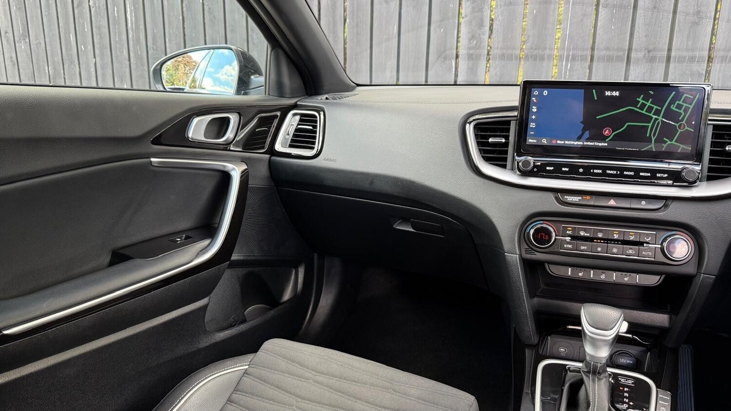 Used Kia XCeed 2025 for sale - 76622959: Photo 25