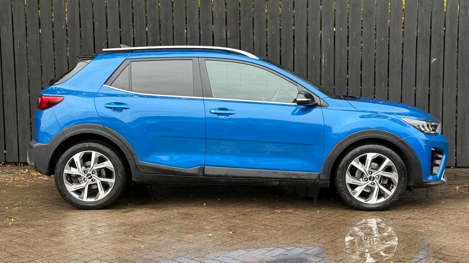 Used Kia Stonic 2023 for sale - 76622967: Photo 12