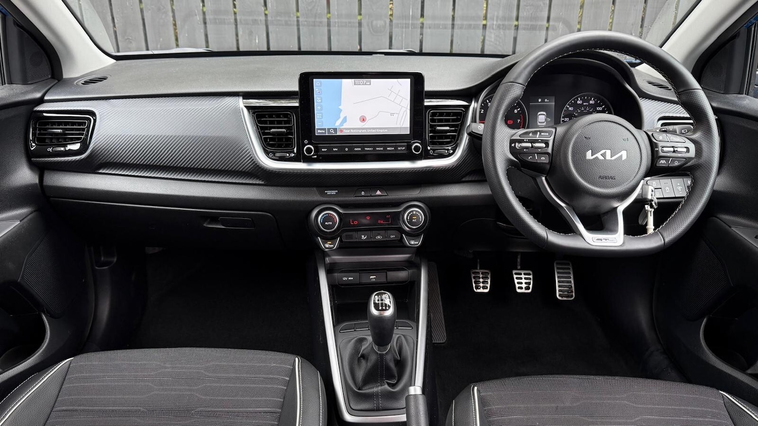 Used Kia Stonic 2023 for sale - 76622967: Photo 15