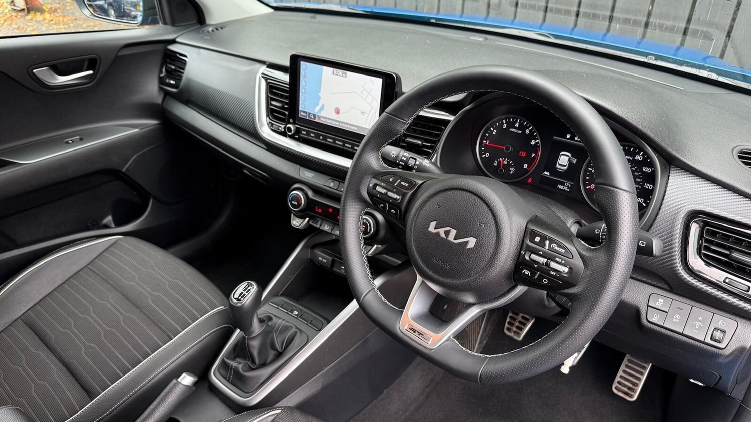 Used Kia Stonic 2023 for sale - 76622967: Photo 22