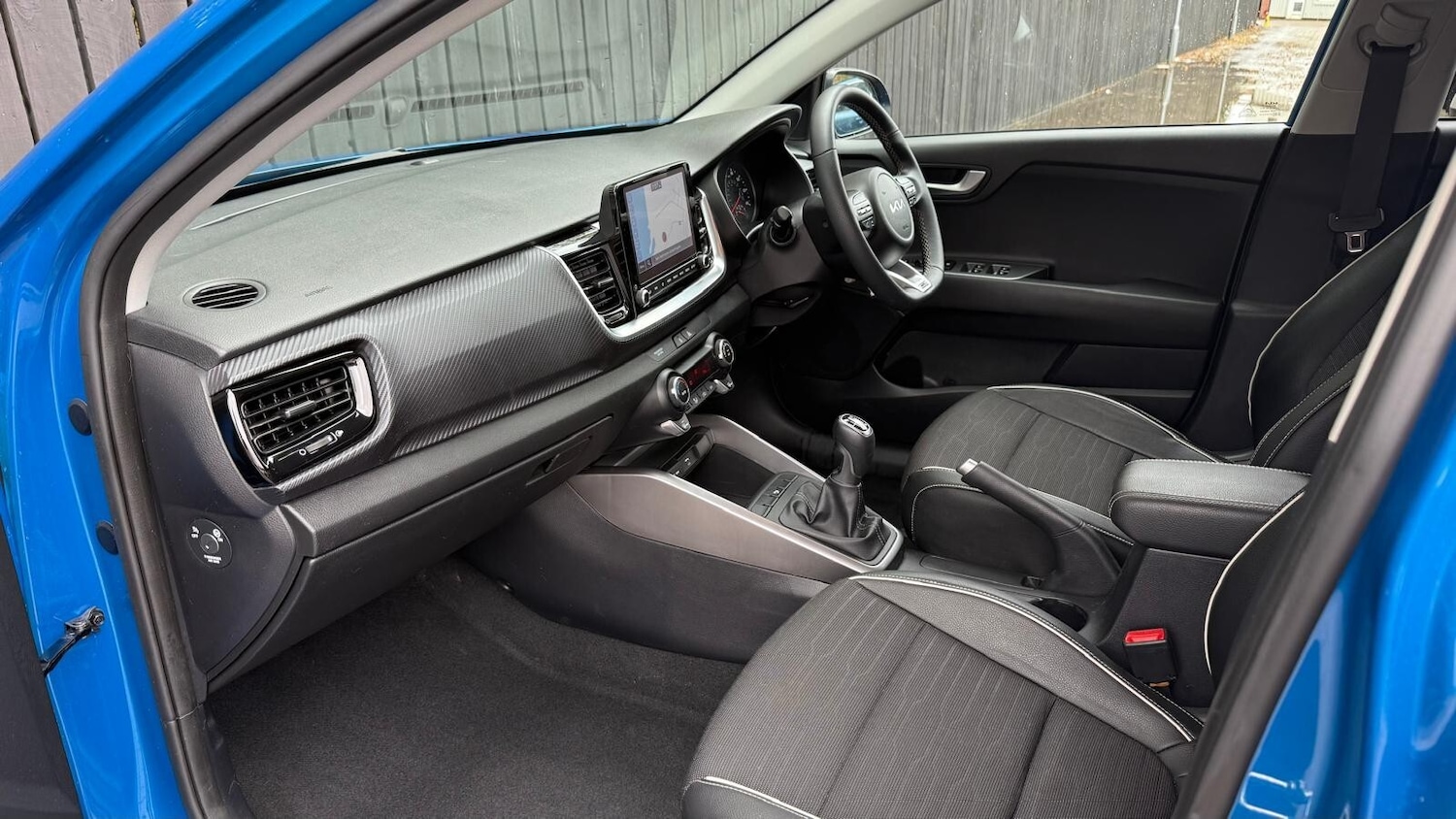 Used Kia Stonic 2023 for sale - 76622967: Photo 26