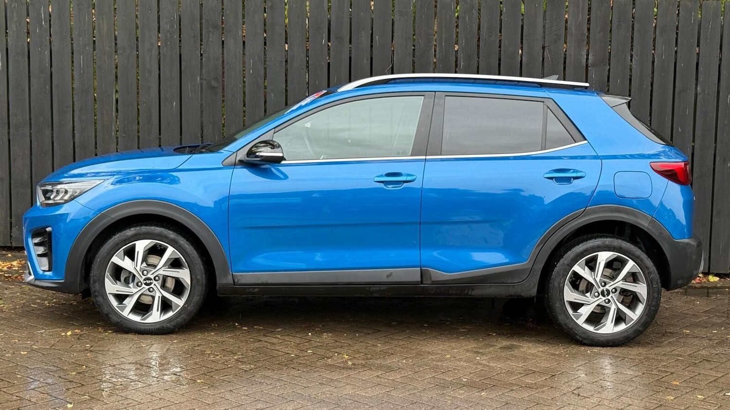 Used Kia Stonic 2023 for sale - 76622967: Photo 5