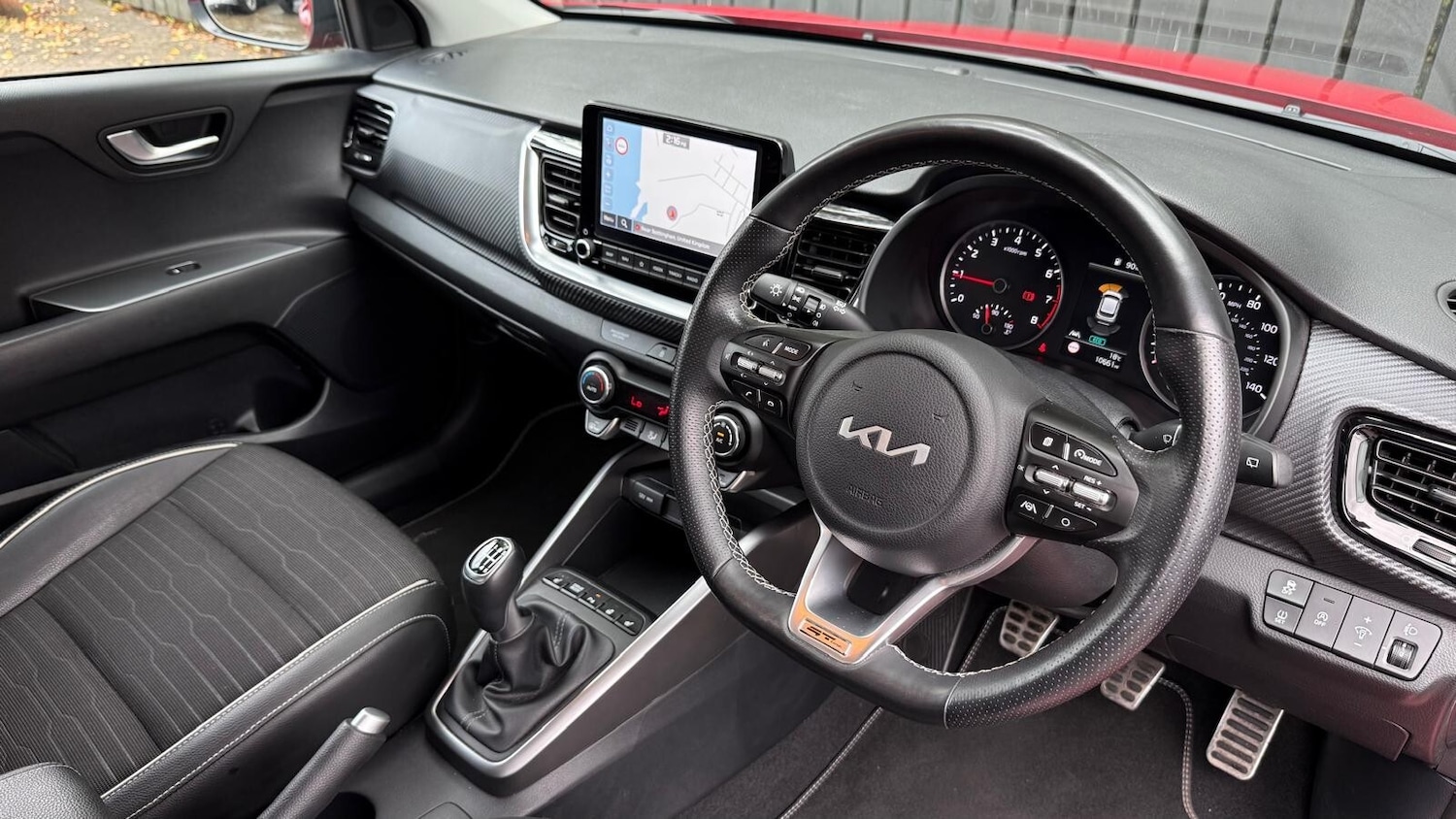 Used Kia Stonic 2023 for sale - 76622960: Photo 22