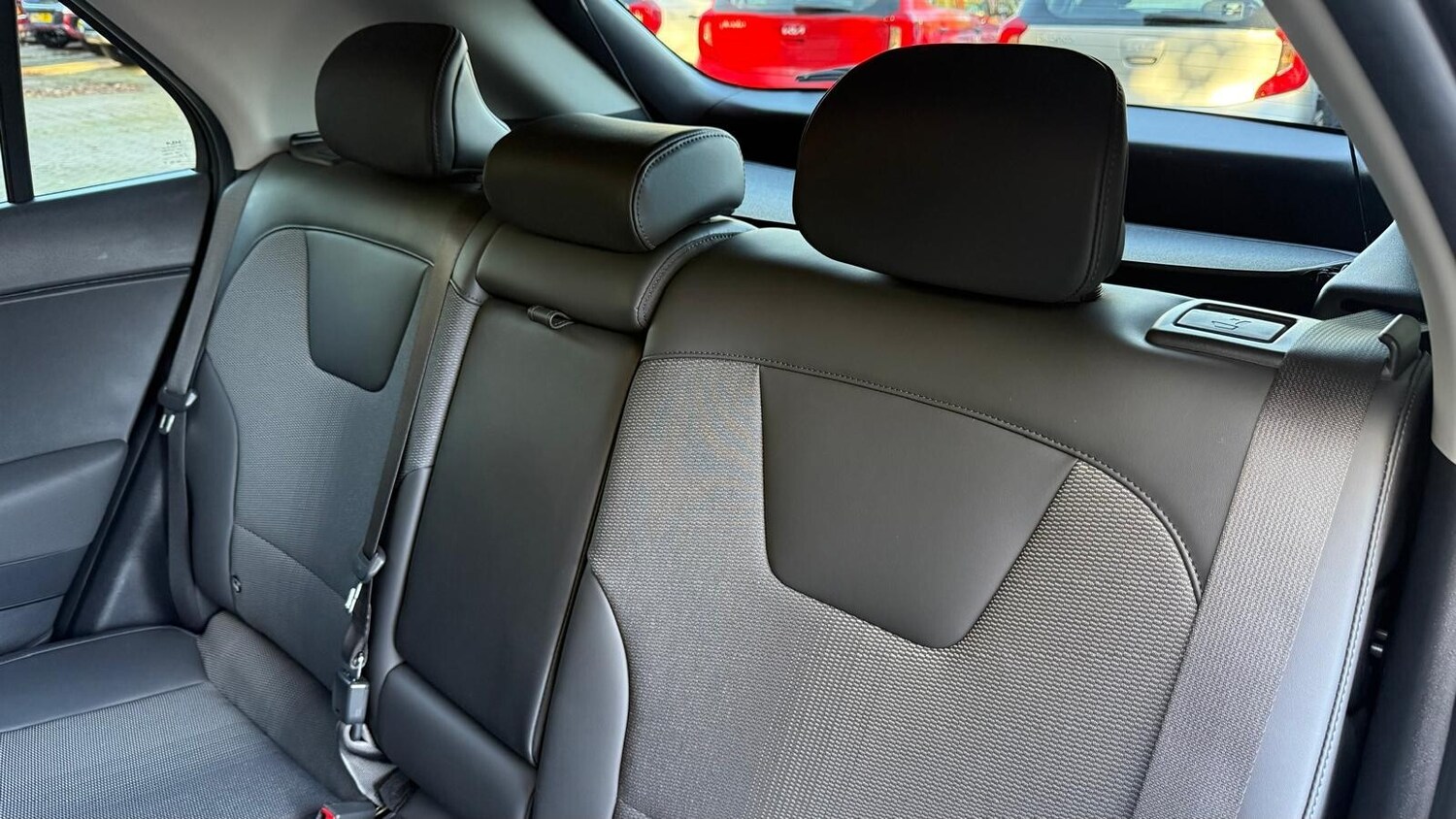 Used Kia Niro 2024 for sale - 76661067: Photo 30