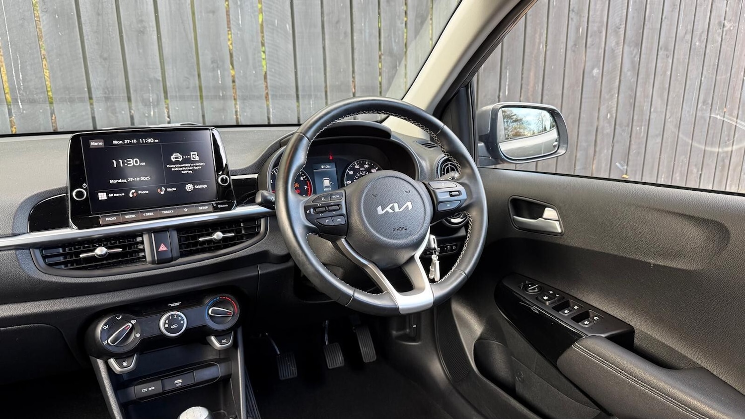 Used Kia Picanto 2023 for sale - 76622996: Photo 16