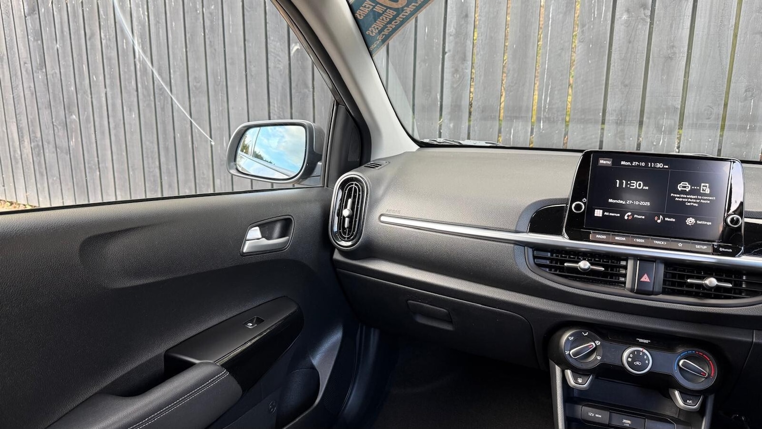 Used Kia Picanto 2023 for sale - 76622996: Photo 21