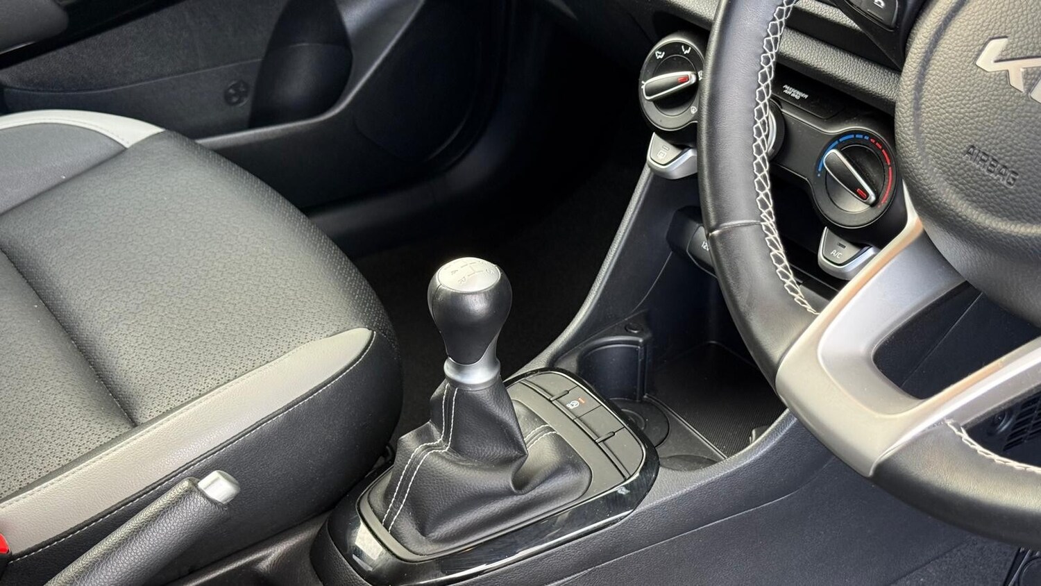 Used Kia Picanto 2023 for sale - 76622996: Photo 23