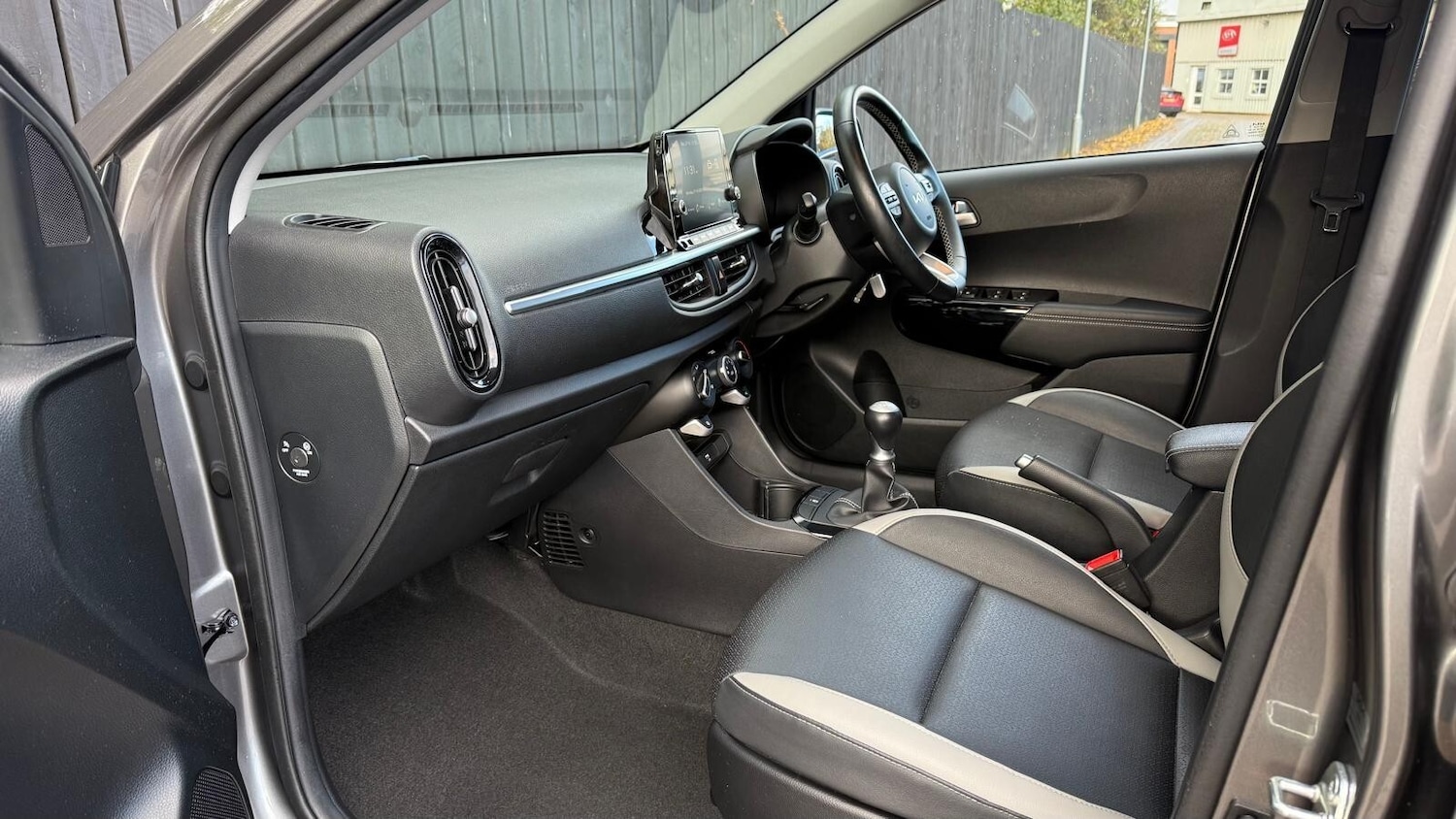 Used Kia Picanto 2023 for sale - 76622996: Photo 26