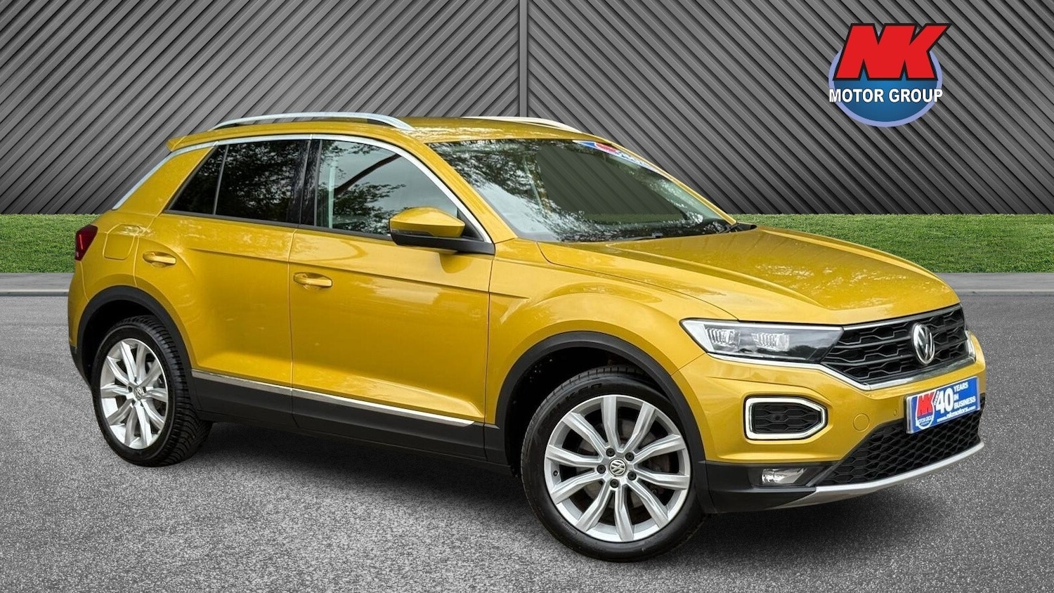 Used Volkswagen T-Roc 2018 for sale - 76622962: Photo 1
