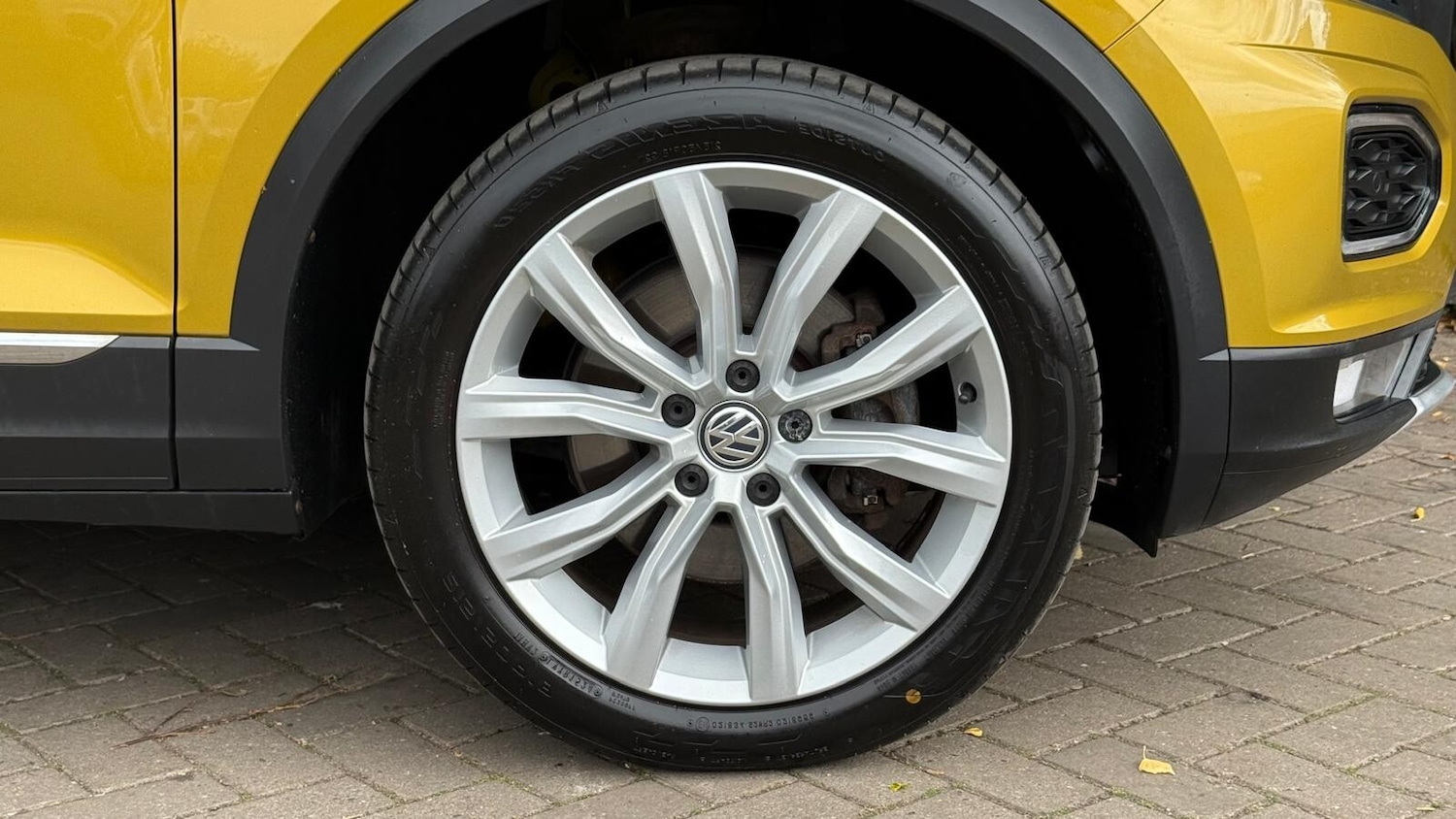 Used Volkswagen T-Roc 2018 for sale - 76622962: Photo 16