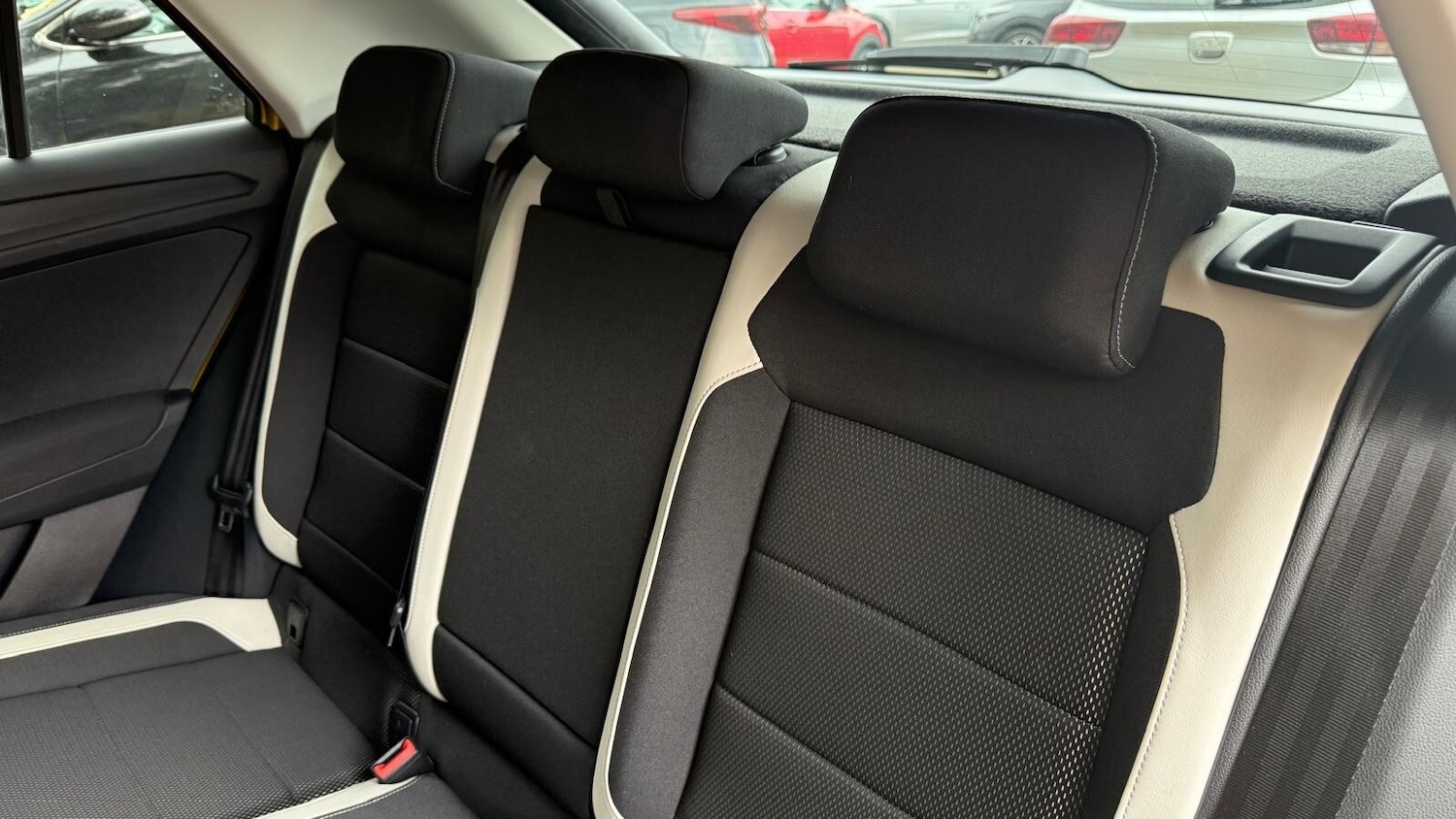 Used Volkswagen T-Roc 2018 for sale - 76622962: Photo 34