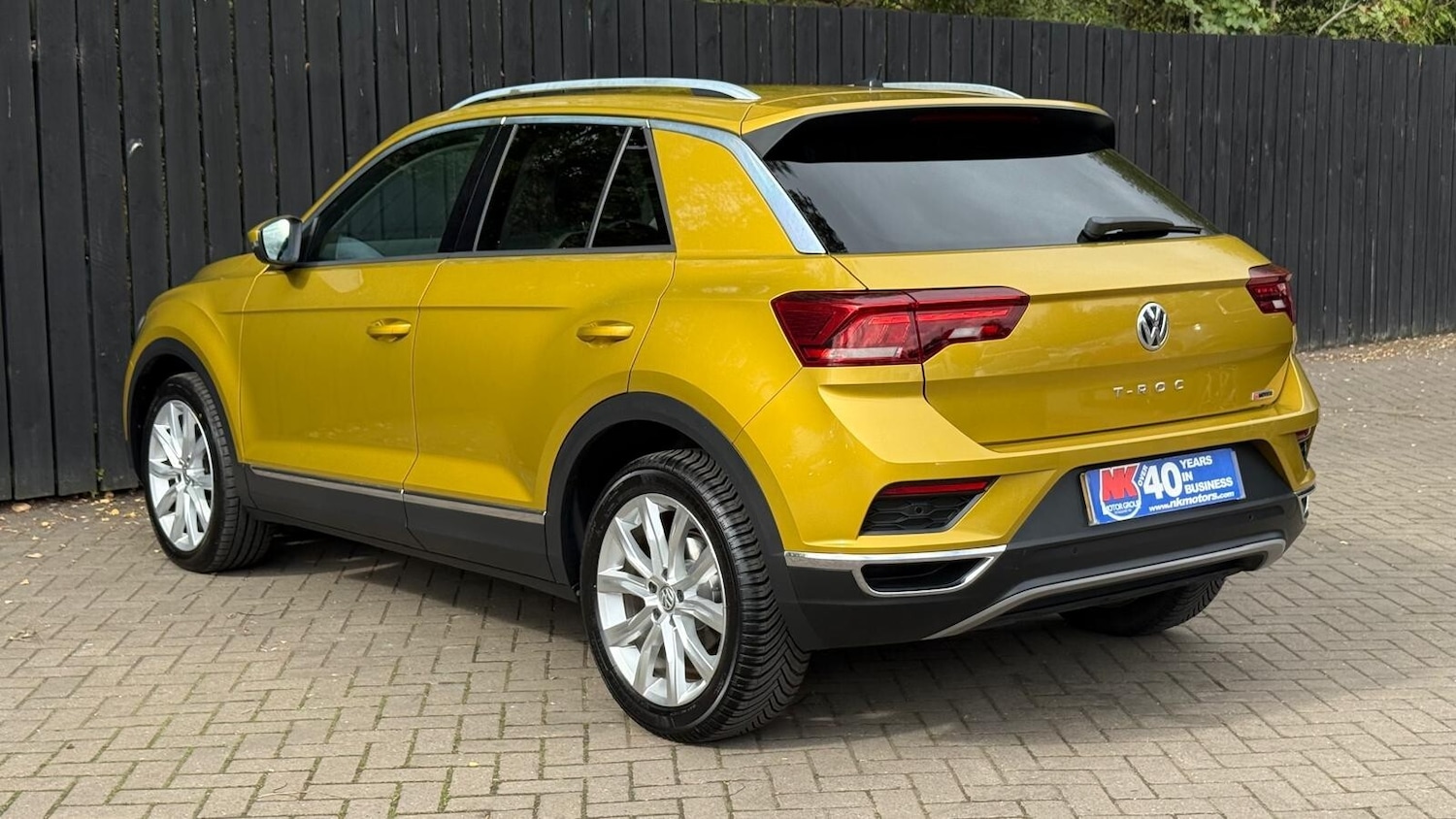 Used Volkswagen T-Roc 2018 for sale - 76622962: Photo 6