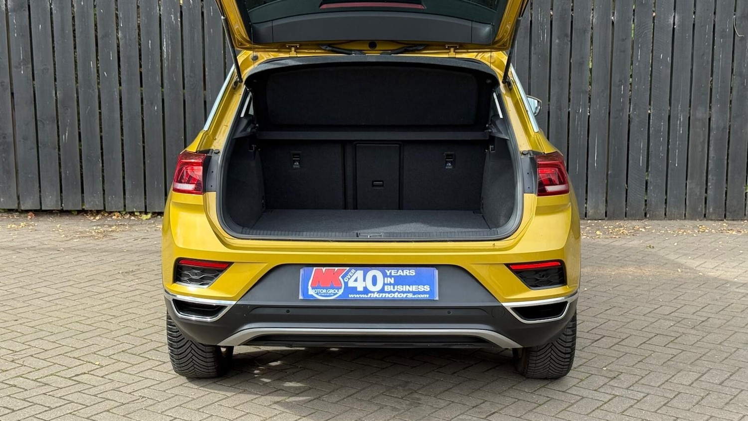 Used Volkswagen T-Roc 2018 for sale - 76622962: Photo 8