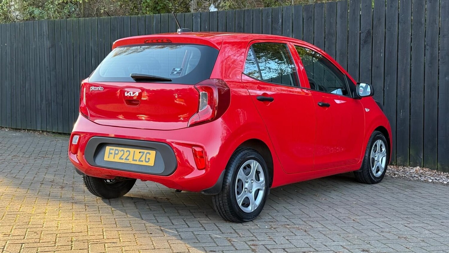 Used Kia Picanto 2022 for sale - 76652389: Photo 10