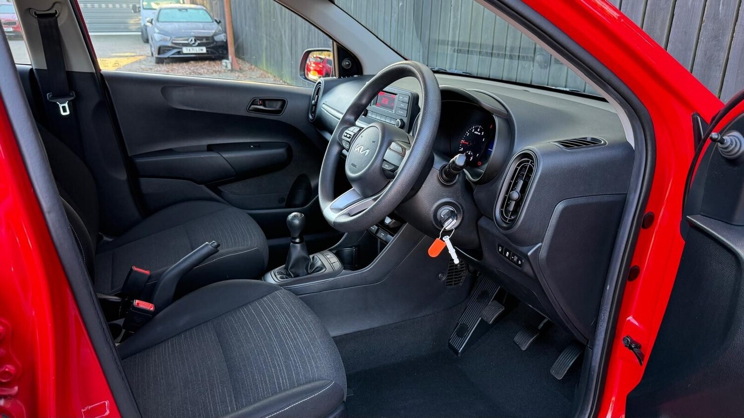 Used Kia Picanto 2022 for sale - 76652389: Photo 22